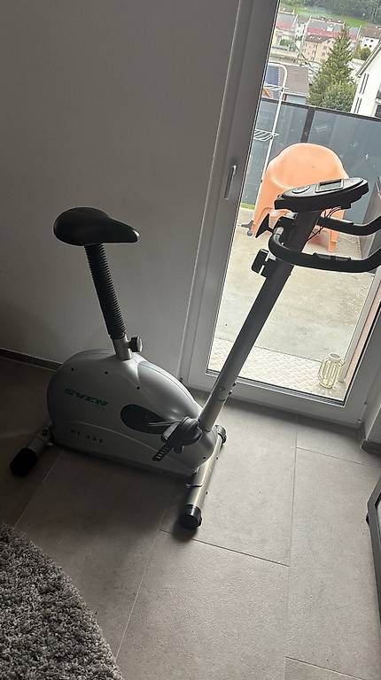 Vélos d'appartement: Kettler Ergometer Hometrainer GRATIS – D'occasion à Balterswil par Saraziema