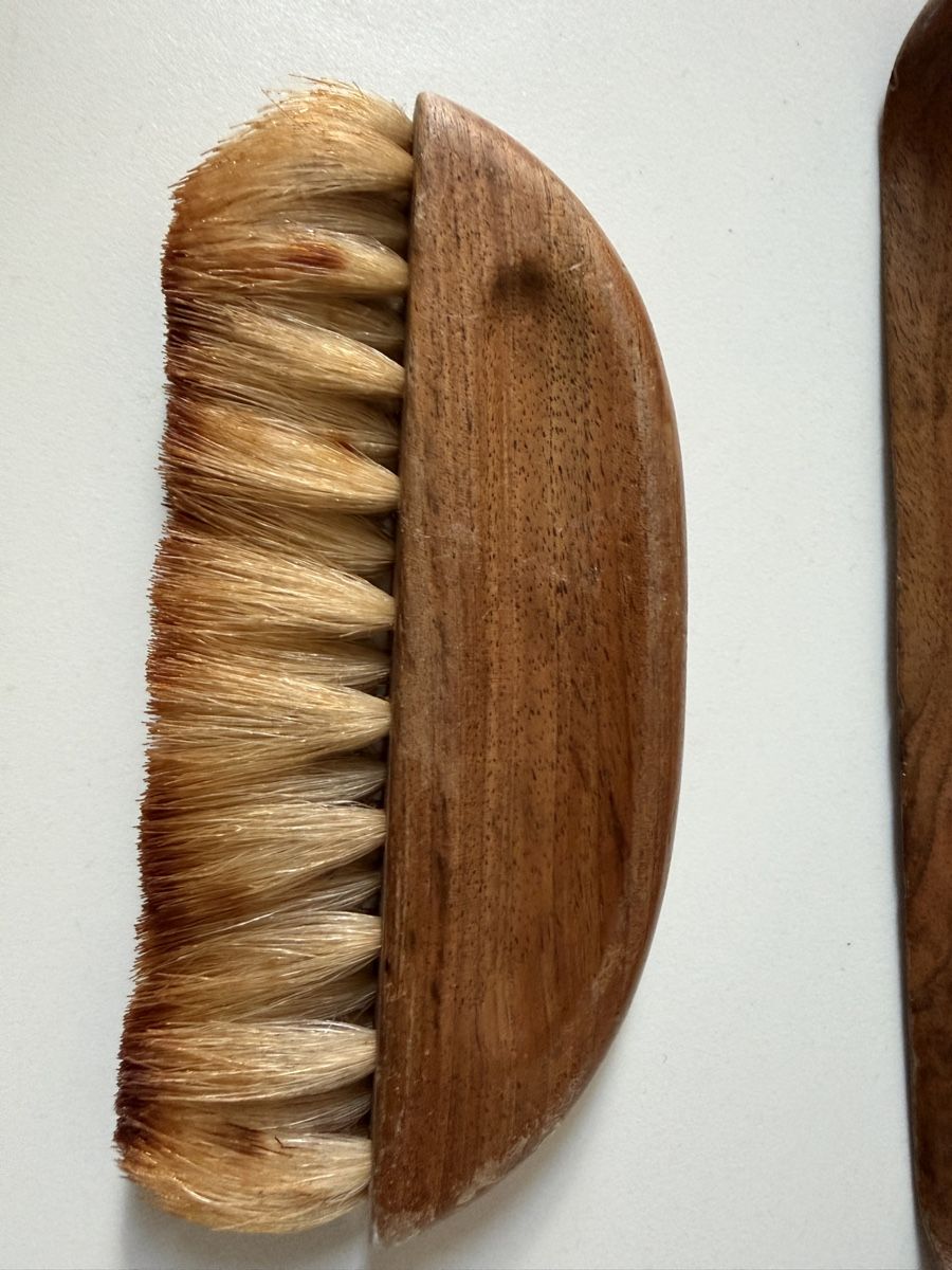 Altro in Apparecchi per la pulizia: Vintage Kehrschaufel Set Holz Dachshaar – Usato da Gossau SG venduto da sushifactory 4