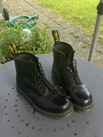 Dr. Martens 