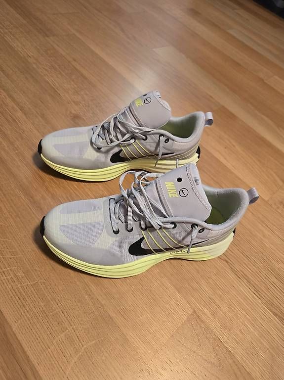 Scarpe da uomo: Nike Lunar Roam Gr. 10.5 / 44.5 Neu – Usato da Wil SG venduto da Niike1