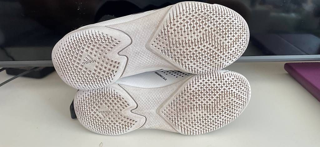 Scarpe per ragazzi: Fussballschuhe Gr. 32 – Usato da Reinach AG venduto da viktoria0321 2