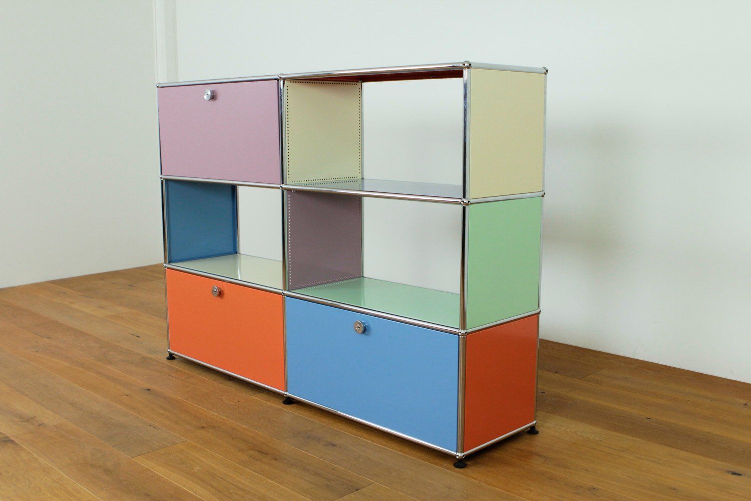 USM Regale: USM Haller Highboard // UPCYCLED // NEUE FARBEN – Neu (gemäss Beschreibung) aus Affoltern am Albis von StudioStandard 1