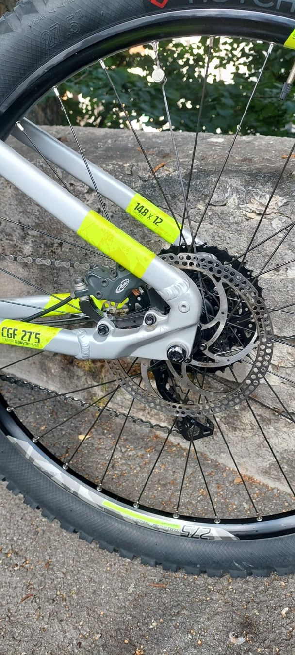 Decathlon Vélos: VTT électrique Rockrider E-ST 520 – D'occasion à Le Locle par cor_l7nw 3
