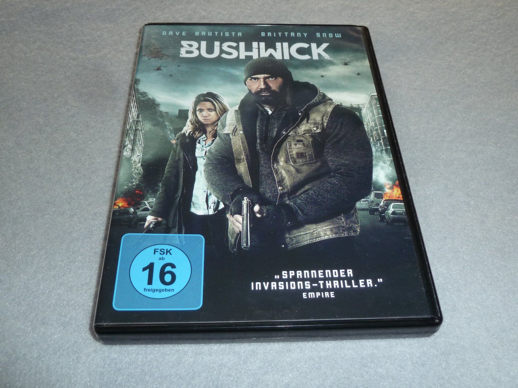 Tutti i DVDs: DVD ~ Bushwick - Invasions-Thriller – Usato da Hofstetten SO venduto da LudoHoFl