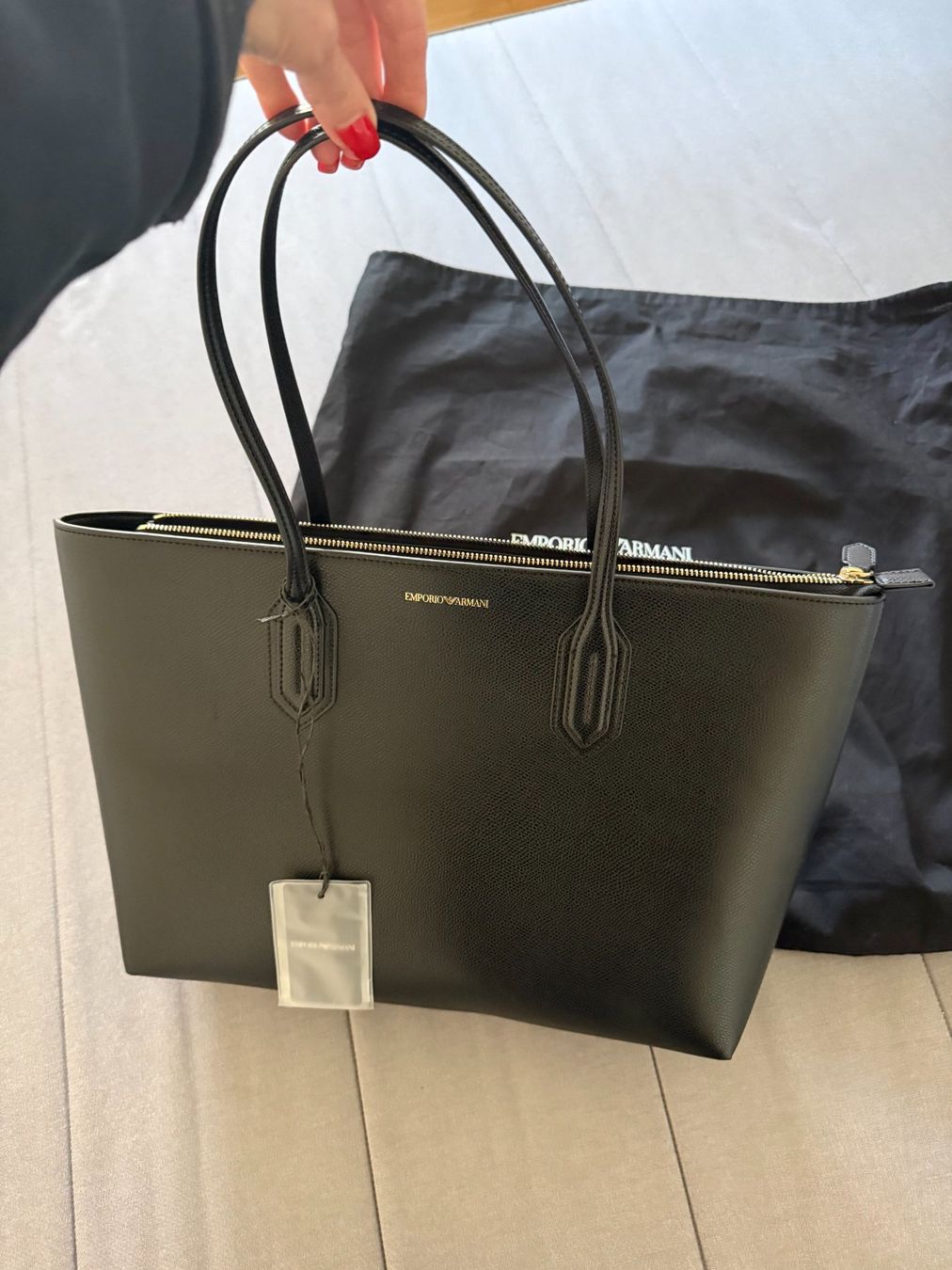 Armani Borse da donna: NEW black Armani bag – Usato da Zürich venduto da mei_wvq7 5