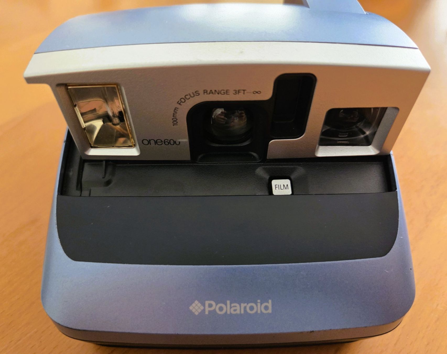 Polaroid Fotocamera: POLAROID ONE 600 KAMERA – Usato da Brüttisellen venduto da Nighttrain 1