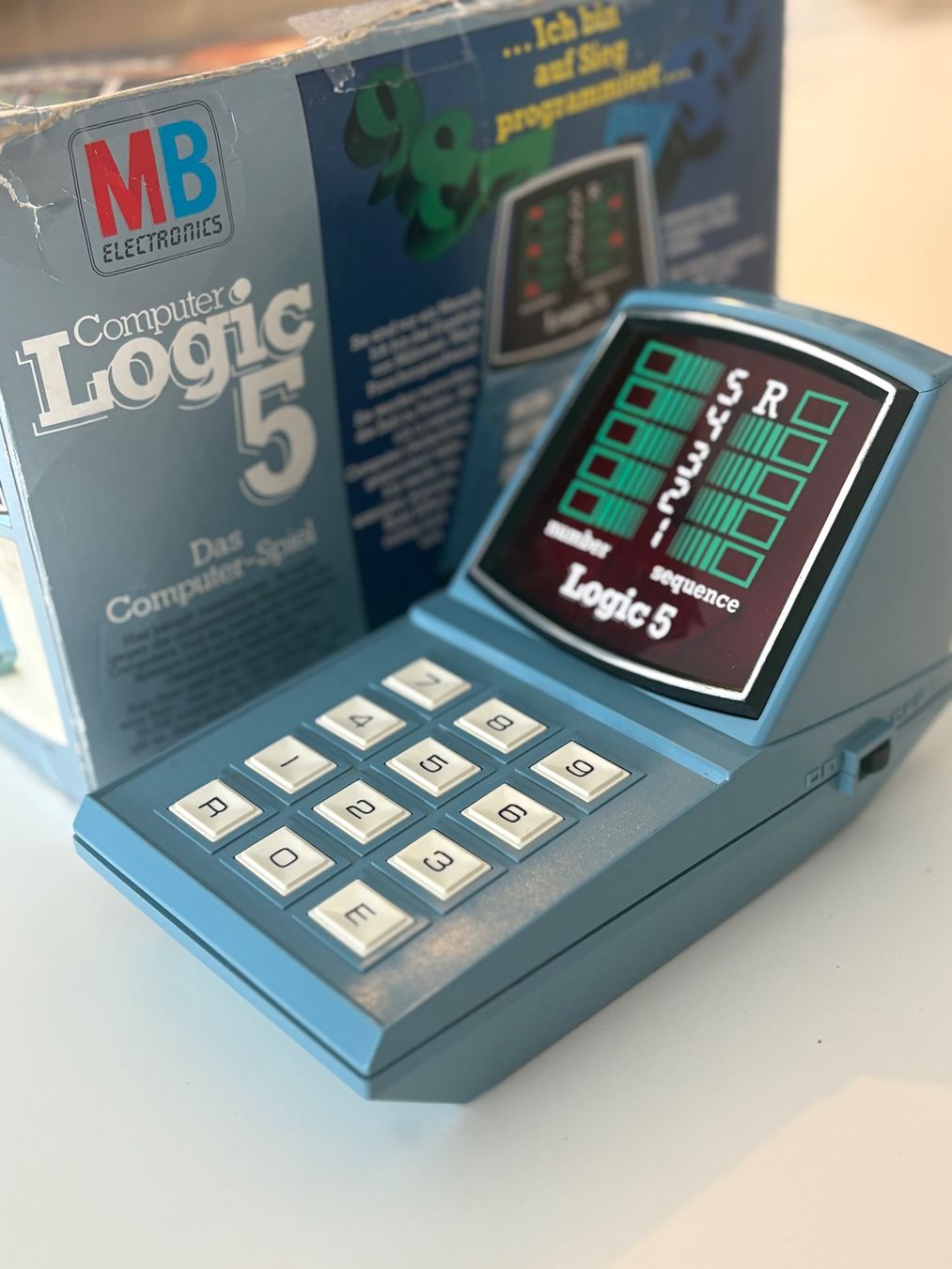 Console: COMPUTER LOGIC 5, HANDHELD, MB, VINTAGE, OVP, KONSOLE – Usato da Dachsen venduto da Sven_Jasper 6
