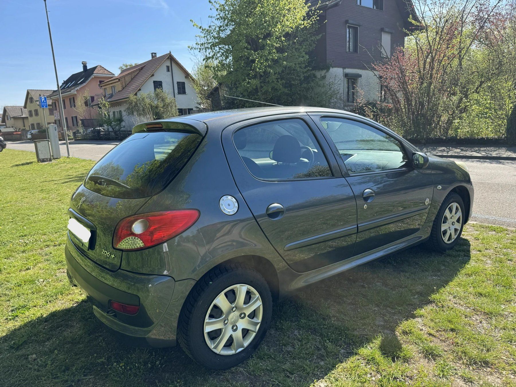 Peugeot Automobili: PEUGEOT 1.4 Trendy – Usato da Biberist venduto da rahelschuler 2