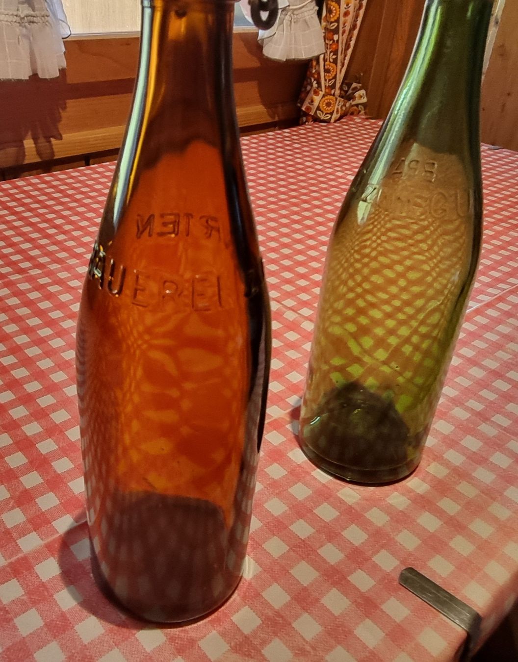 Bicchieri, Caraffe & Bottiglie: Gurten Bier Bügelflaschen 2 Stk  – Usato da Reichenbach i. K. venduto da Uersu86 2