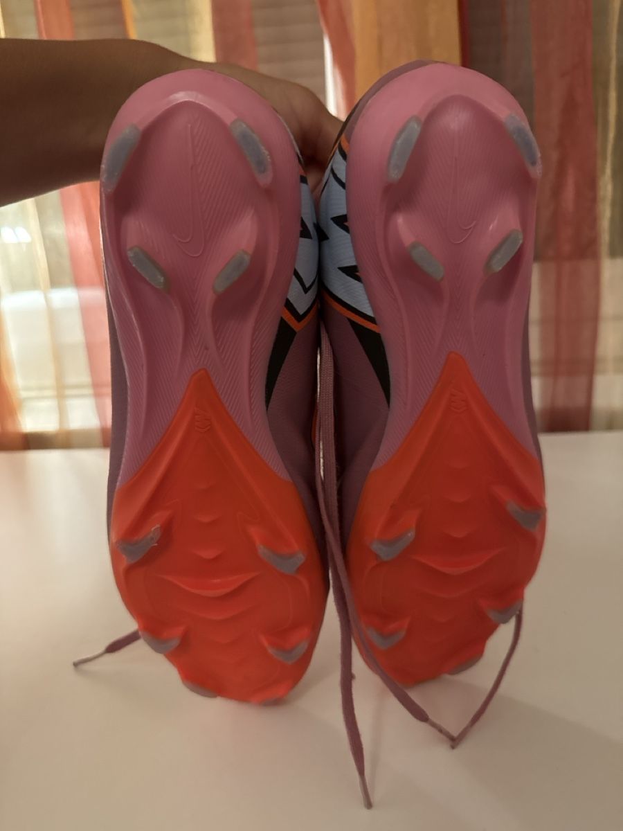 Nike Schuhe für Jungen: Fussballschuhe  – Gebraucht aus Meggen von cristo78