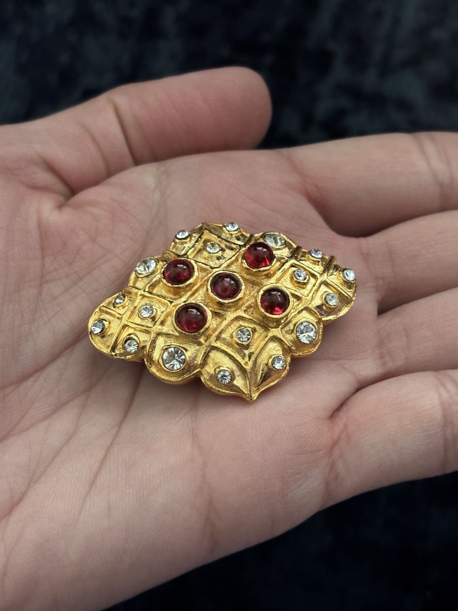 Chanel Spille & Fermagli: Broche Chanel gripoix  – Usato da Satigny venduto da rii_mh6c 3
