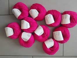 Merino Wolle 90% Merino 10% Polyester 10 Knäuel