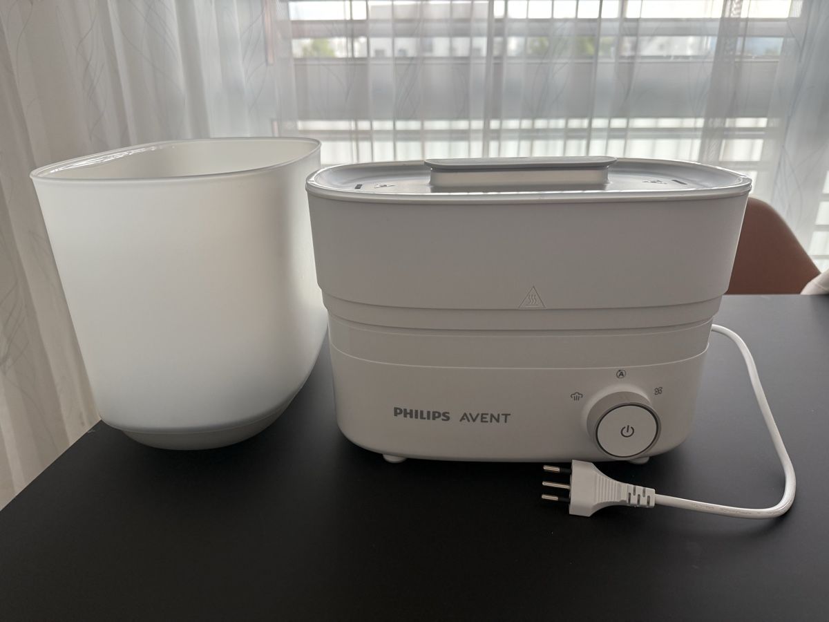 Avent Pasti del neonato: Philips Avent 3-in-1 Dampf-Sterilisator – Usato da Wettswil venduto da mal_xw8v 1