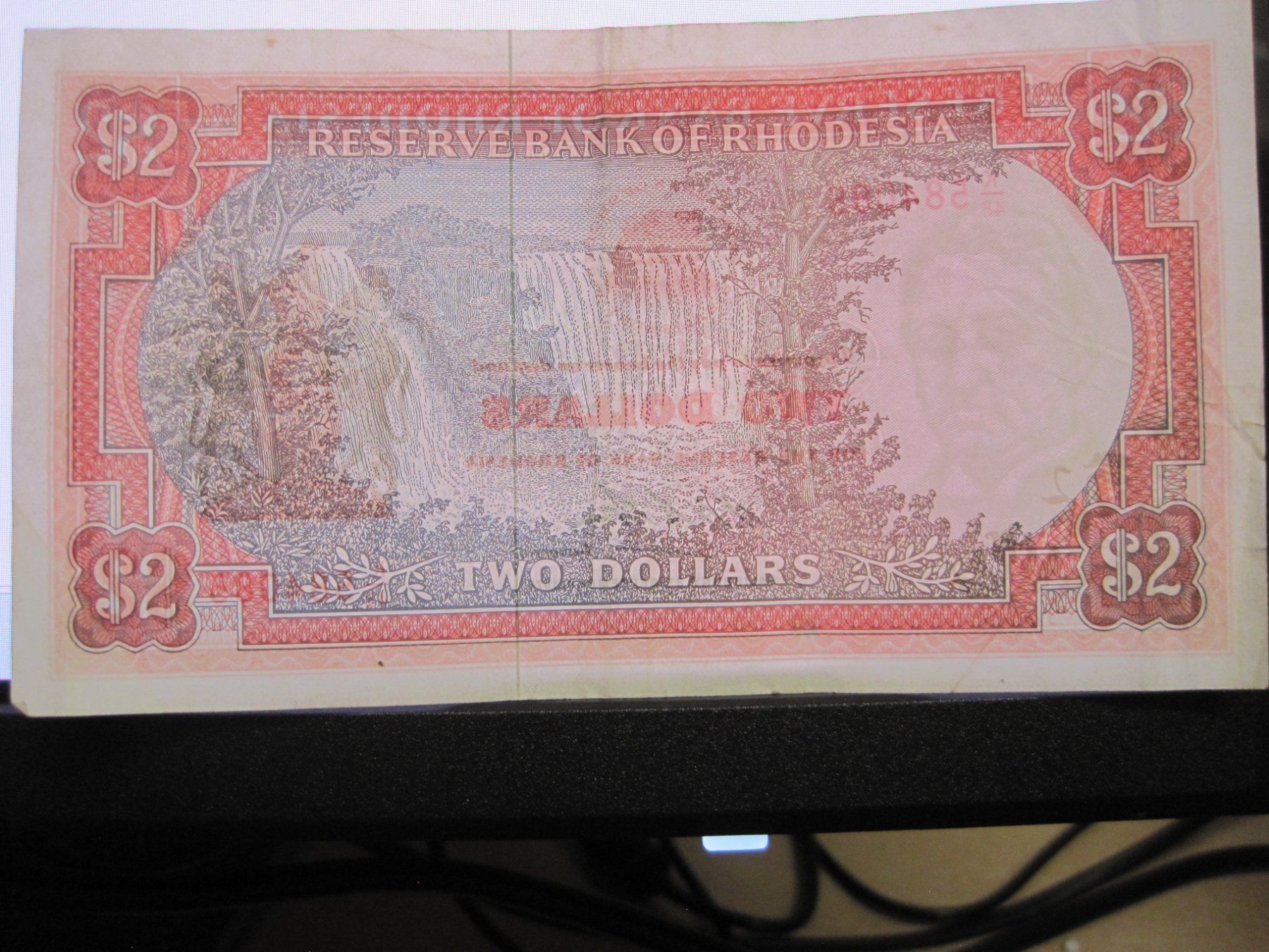 Banknoten: EINE 2 RHODESIAN DOLLAR BANKNOTE 1970 – Gebraucht aus Adliswil von Eusebiuss