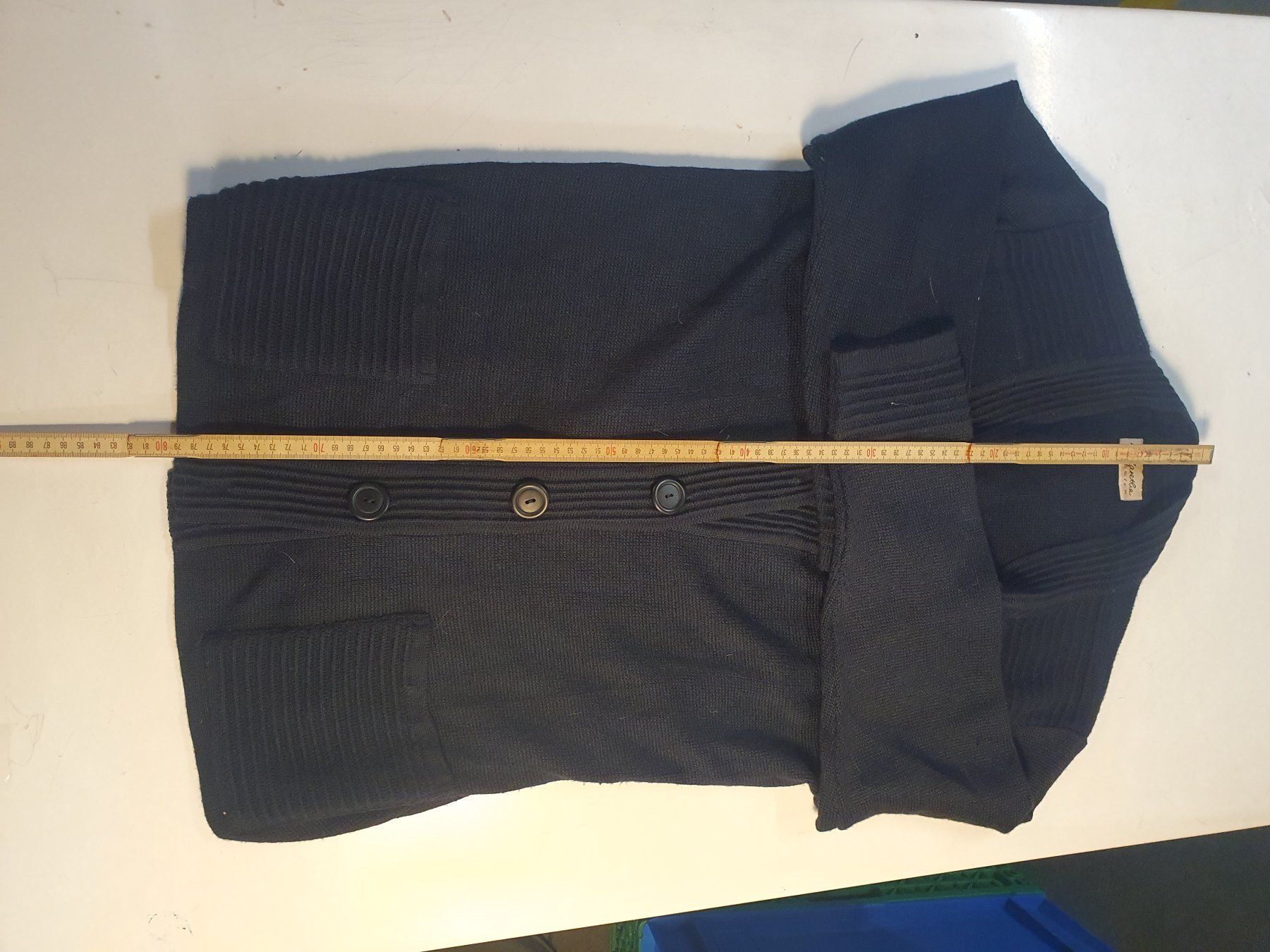 Giacche: Margarethe Classisc Strickjacke grösse M – Usato da Zürich venduto da loosebone 3