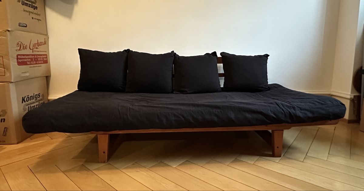 Sofas: Futon-Schlafsofa – D'occasion à Basel par mai_q2v6 3