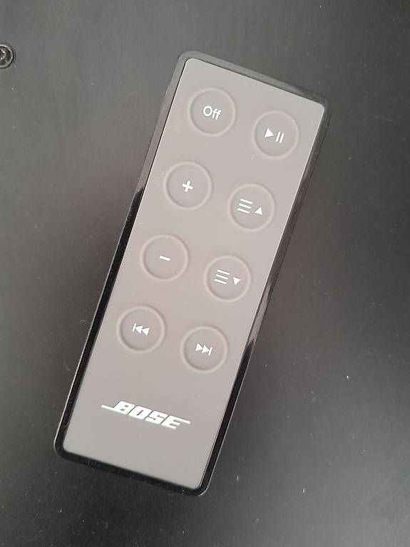 Haut-parleurs: Remote Bose soundock – D'occasion à Lausanne par EdwinBOSU