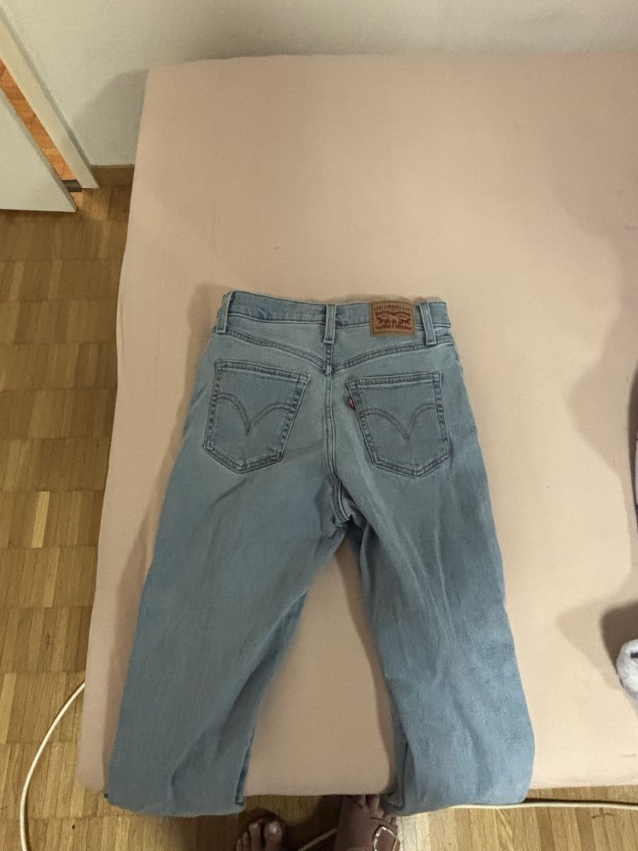 Levi's Jeans: Levis – Gebraucht aus Zürich von Sanza2 1