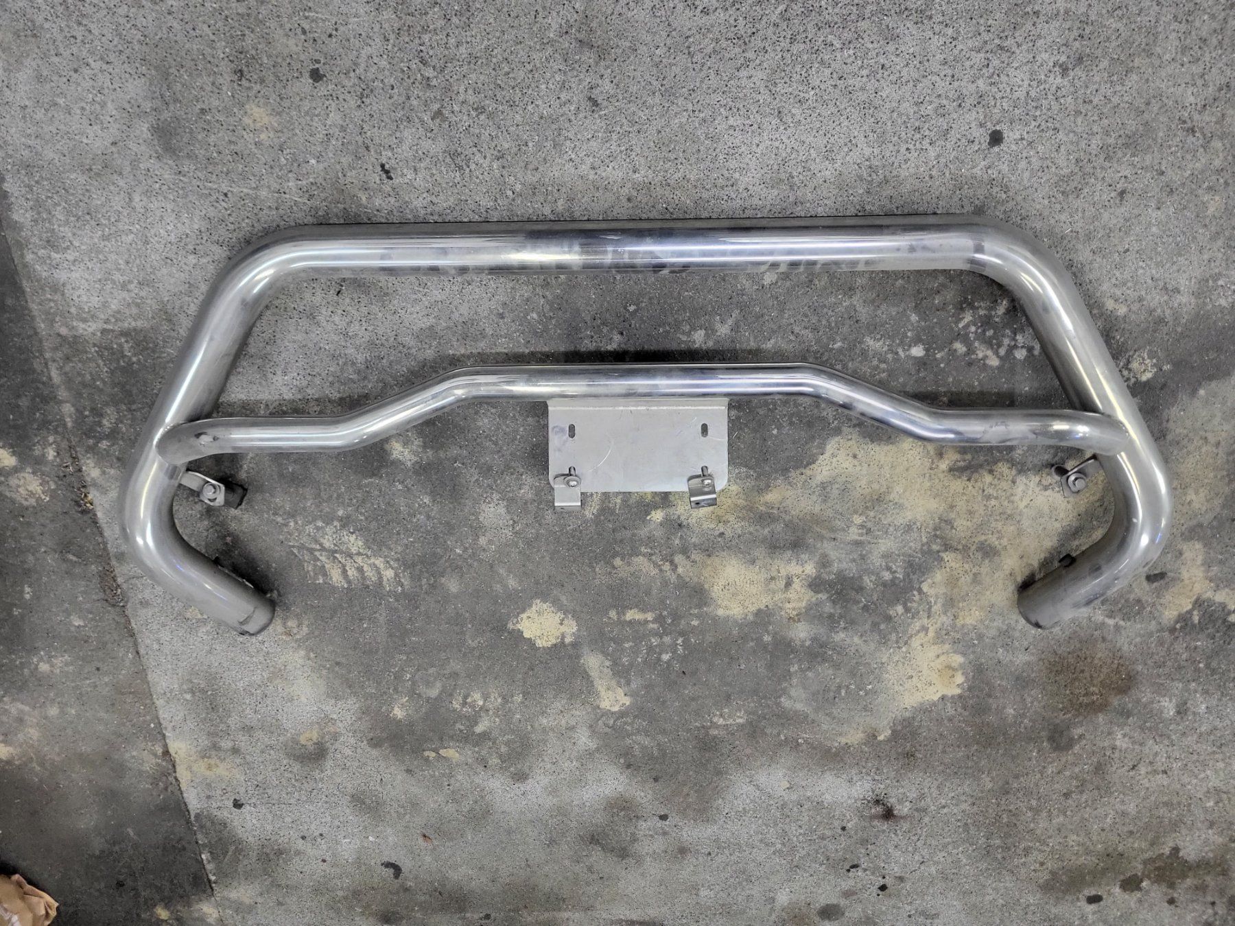 Dodge Alle Ersatzteile: Dodge Ram Frontbügel – Gebraucht aus benzenschwil von namor31