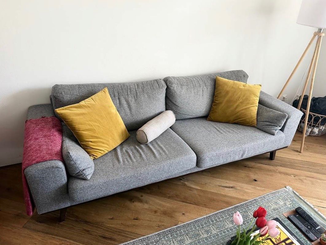 Maisons du monde Divani: Skandinavisches 3-Sitzer-Sofa, hellgrau – Usato da Zürich venduto da dbits