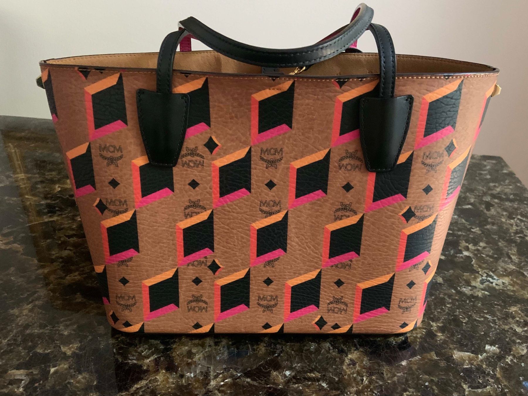 Mcm Taschen für Damen: MCM Umhängetasche inkl. Geldbeute – Gebraucht aus Winterberg ZH von Heiri_M. 3