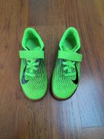 Nike Turnschuhe neongrün Gr. 32