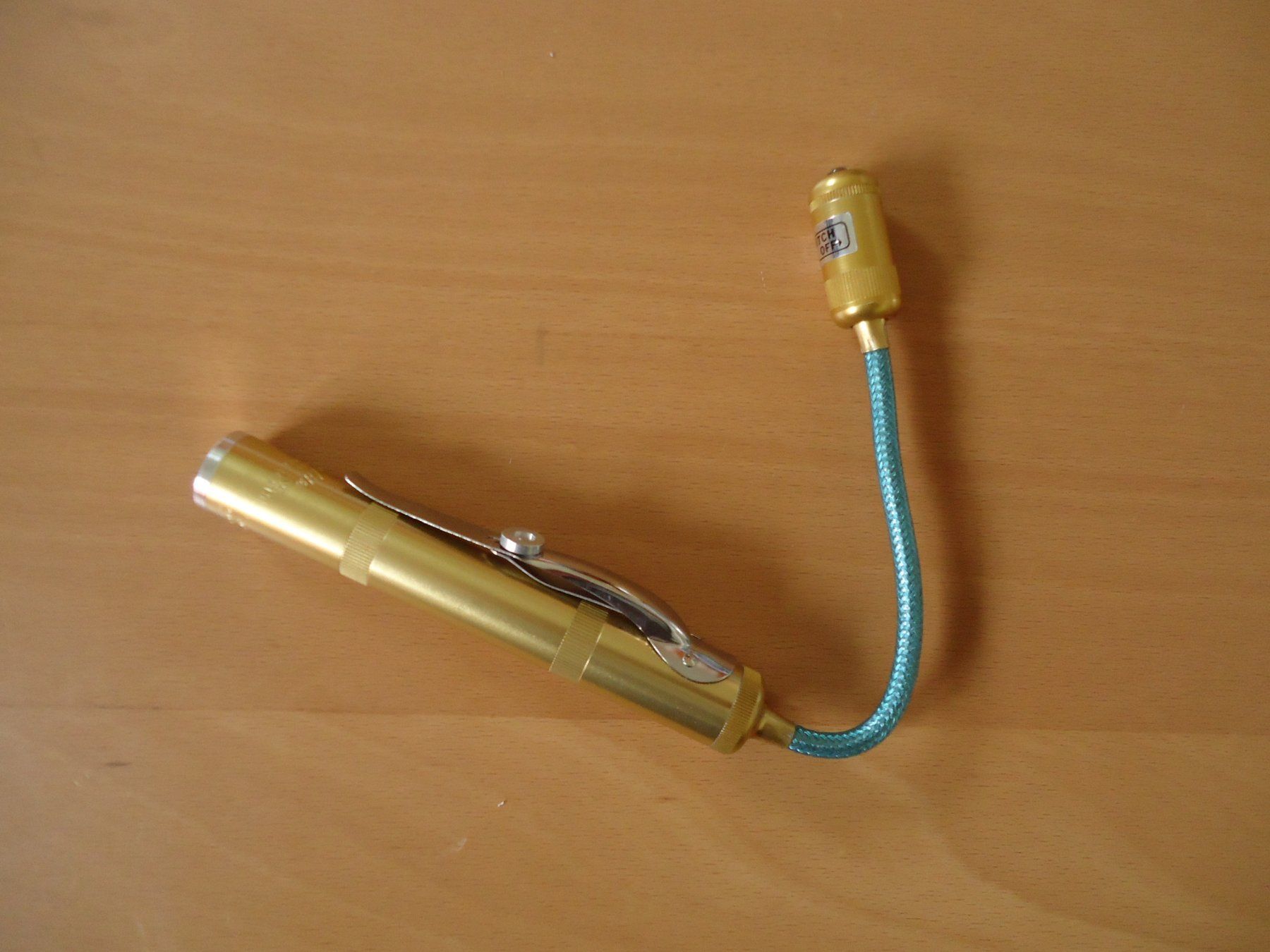 Lampade: Flex-Lite – Usato da Belp venduto da Hefabe