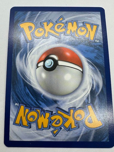 Pokémon Carte collezionabili: Fliessender-Angriff-Wulaosu - Reverse Holo – Nuovo (secondo la descrizione) da Nussbaumen AG venduto da Pika-Shop 1