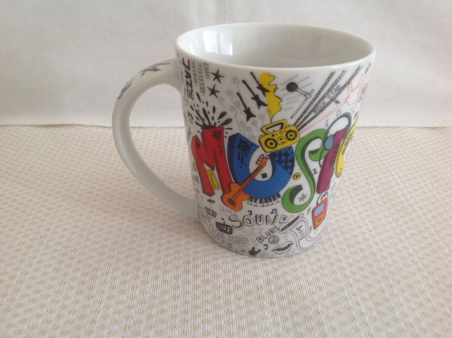 Tazze: Könitz - Tasse - Mug – Usato da Sion venduto da accroshoes
