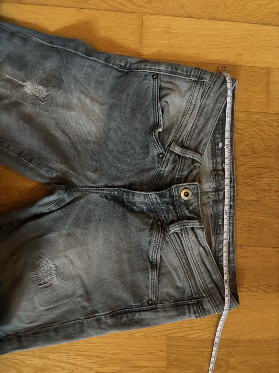 Esprit Jeans: Graue EDC Jeans Gr. 26/32 Top Zustand – Usato da Zürich venduto da deruja 3