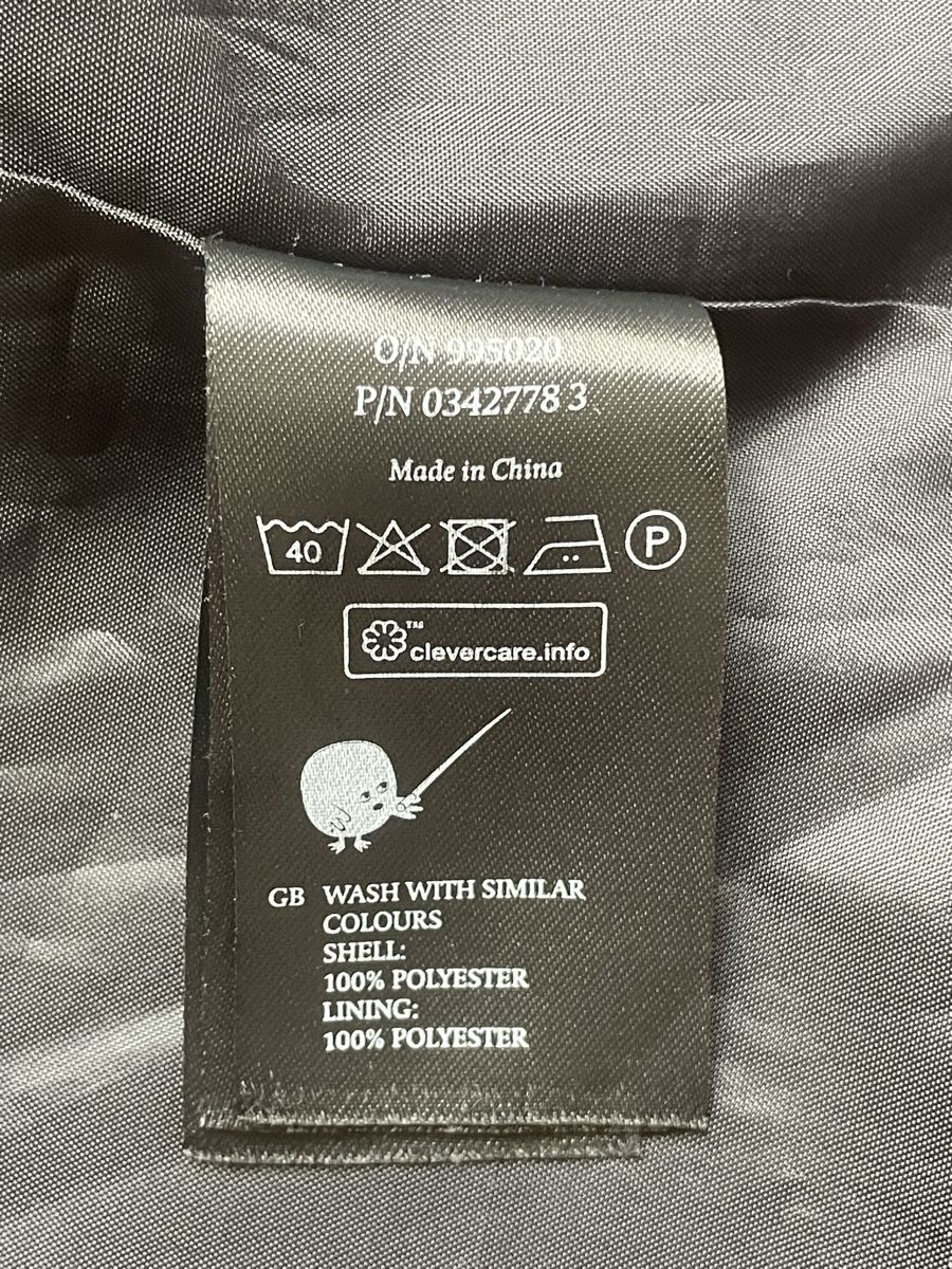 Monki Cappotti: Monki Mantel schwarz, lang, leichtes Material – Usato da Fribourg venduto da Mymikrakra01 5