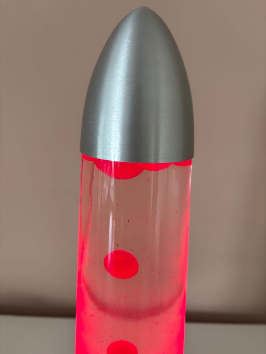 Lampen: Vintage Lavalampe rot – Gebraucht aus Sutz von adrian.kaeser 1