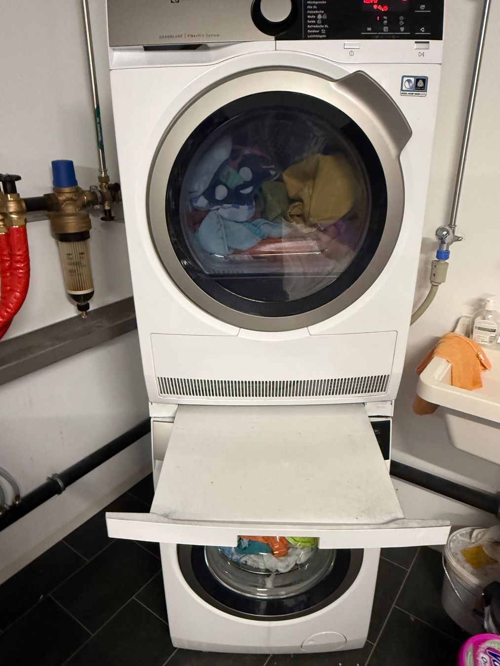 Electrolux Lavatrici: Electrolux Waschturm – Usato da Eggenwil venduto da antoniomarchese 1