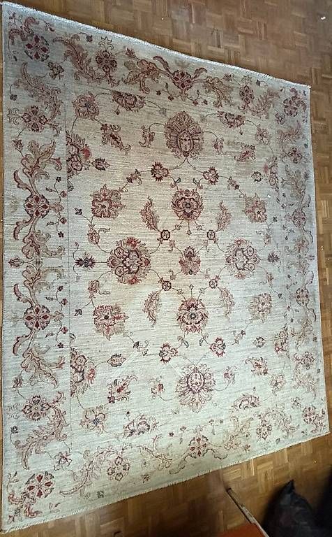 Tappeti: Tapis d'Orient – Usato da Genève venduto da Philgood