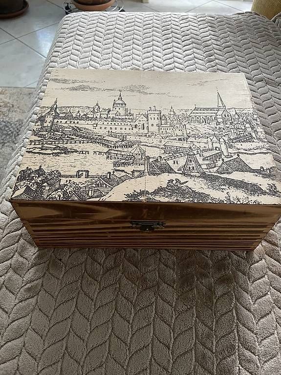 Autres décorations & accessoires: Geschenkbox – D'occasion à ossingen par franco057 4