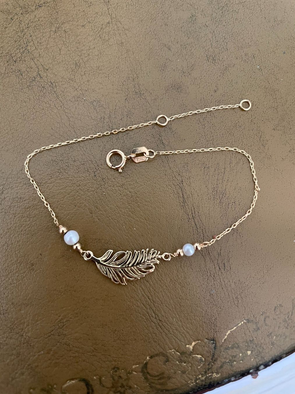 Armbänder & -reifen: Gold Armkette mit Perlen – Neu (gemäss Beschreibung) aus Muttenz von einfach-schoen