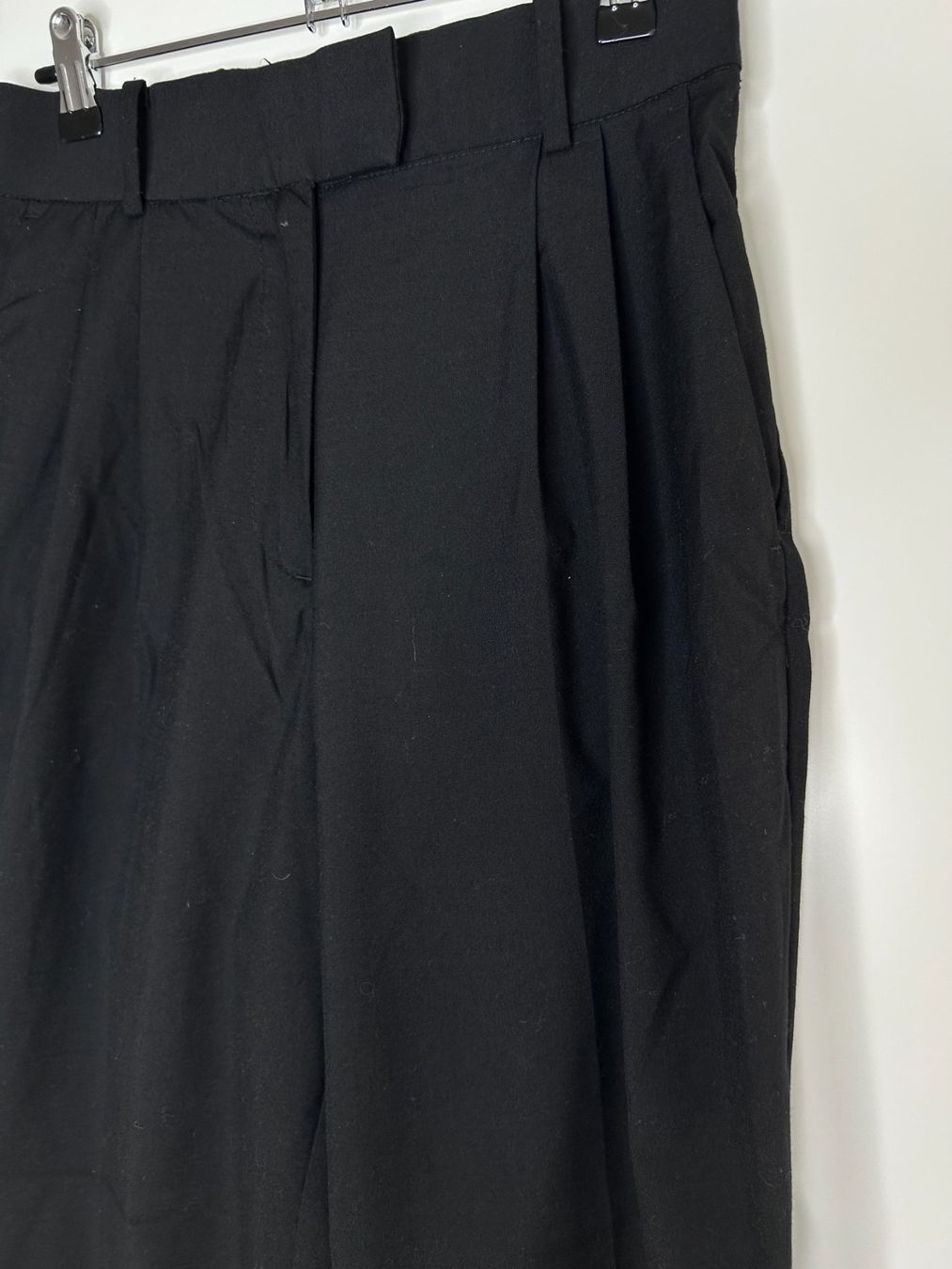 H&M Pantalons: H&M Hose – D'occasion à St. Gallen par look-twice 1