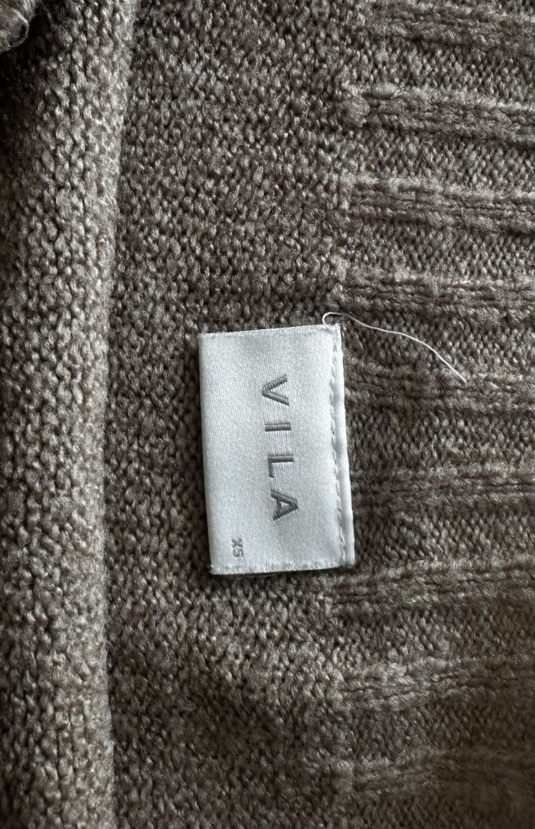 Vila Pullover & Sweatshirts: Strickpullover mit Puffärmel von Vila, Grösse XS – Gebraucht aus Lampenberg von Graziella_ 1