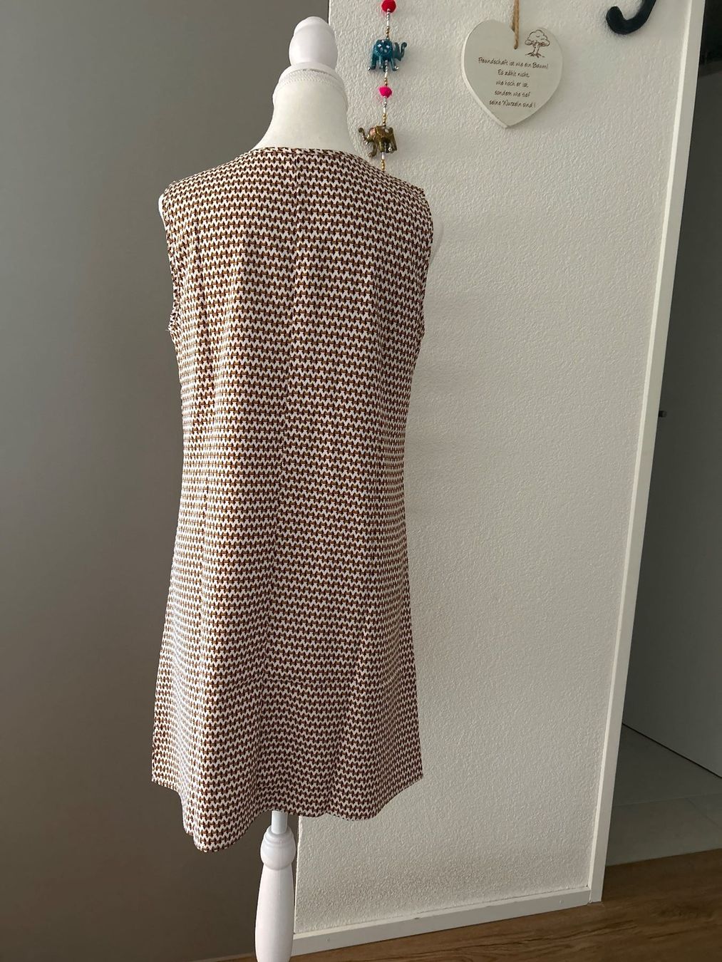 Vestiti: leichtes Ärmelloses Kleid braun/ hellbeige Grösse S – Nuovo (secondo la descrizione) da Brunnen venduto da Nala2929 3