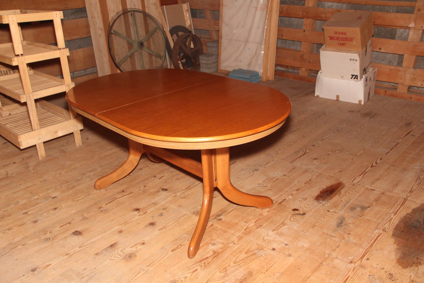 Tische: Tisch – Gebraucht aus Giswil von P.Ettlin 1