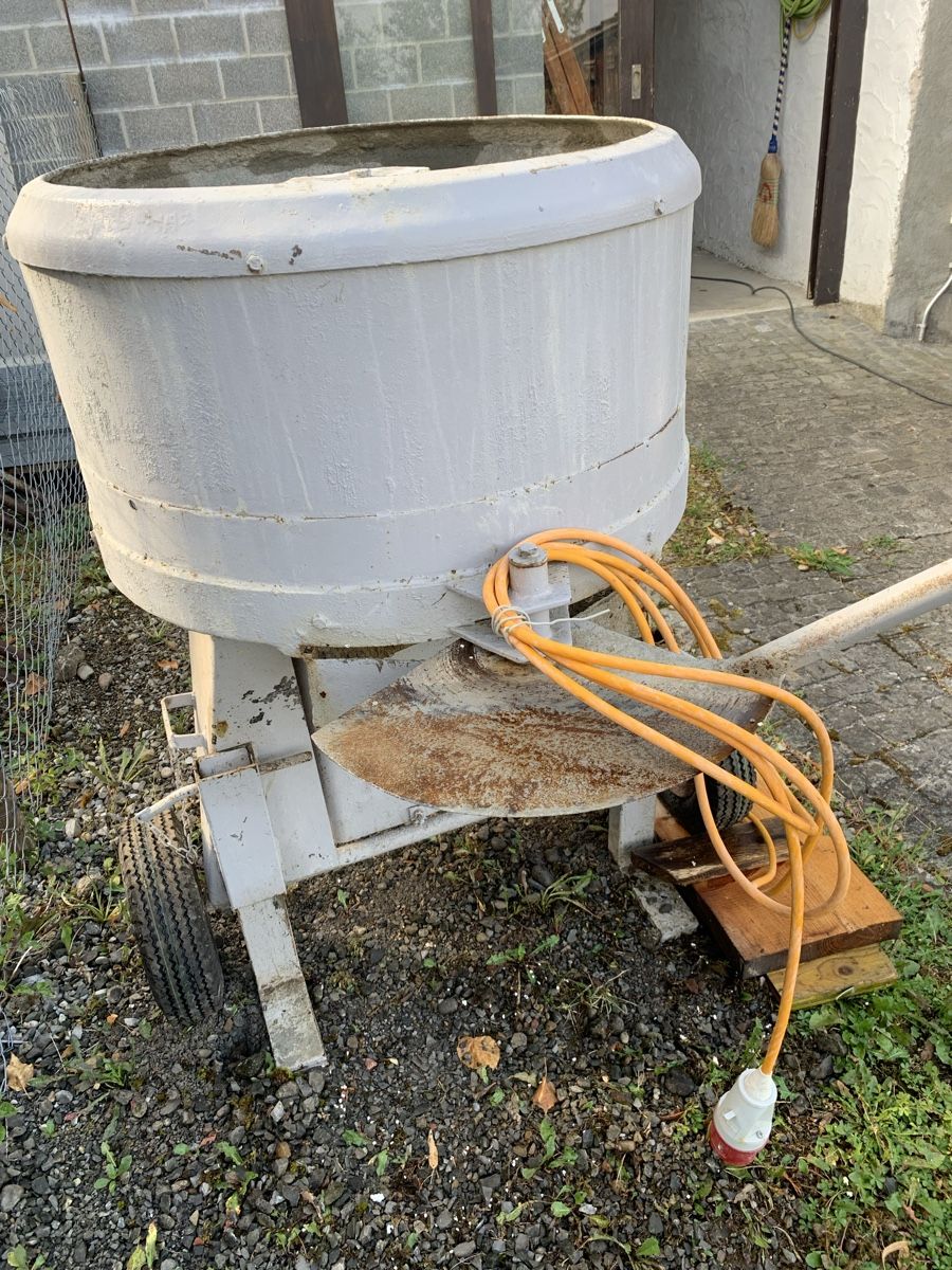 Tutte le macchine: Beton/Mörtel Zwangsmischer.  – Usato da Flawil venduto da kau_b59d 1