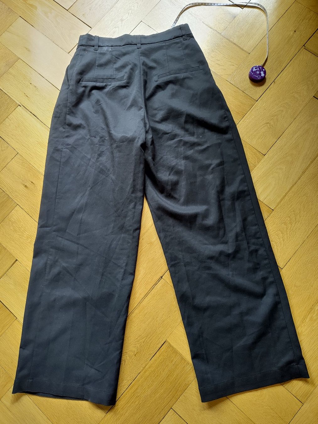 Monki Pantaloni: Stoffhose – Usato da Bern venduto da Linii 4