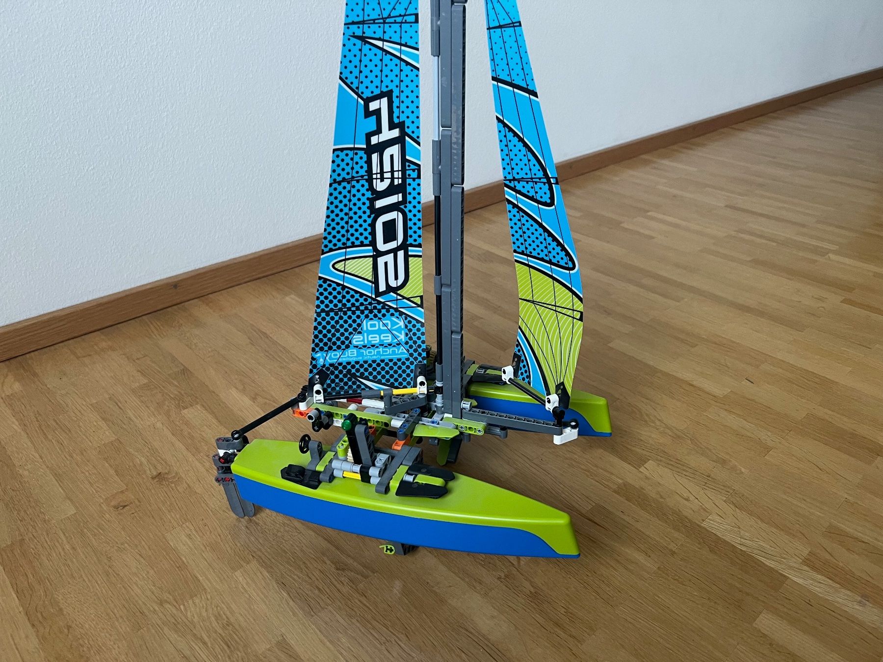 Lego Baukästen: LEGO Technic, Katamaran 42105 – Gebraucht aus Zürich von luc70 1