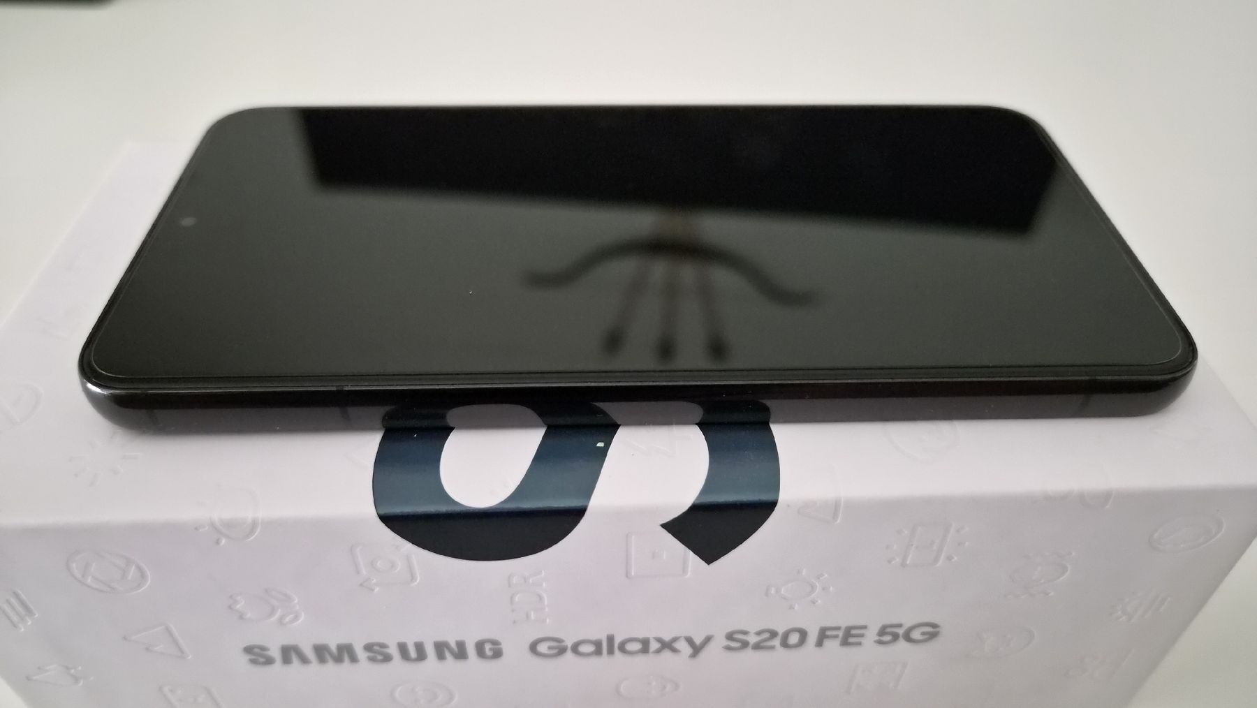 Samsung Telefoni cellulari / Smartphones: Samsung Galaxy S22 – Usato da Niederbuchsiten venduto da chaschte01 5