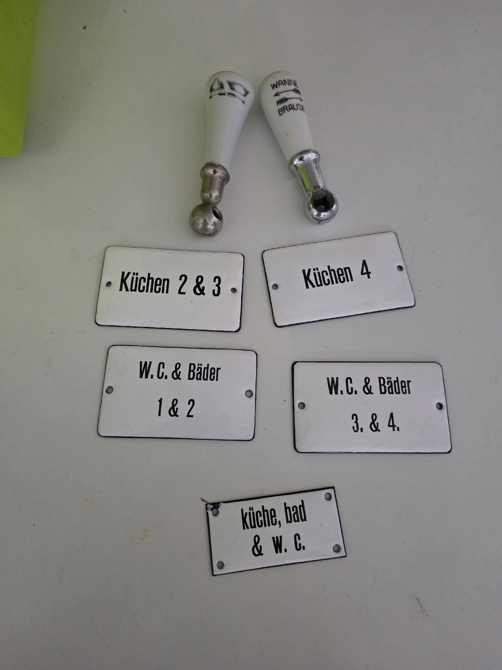 Insegne: Schilder Emaille Küche WC Bad und 2 Griffe – Usato da Dorf venduto da Echo_Elements 1