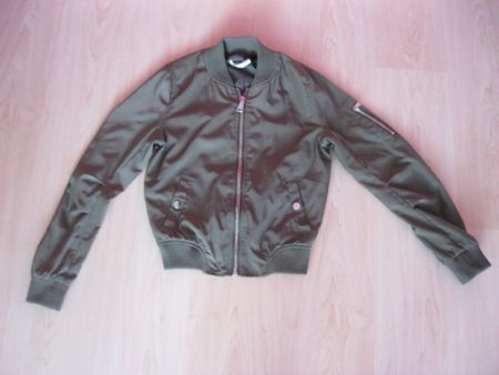 Bomberjacke Best Emilie olivgrün, Gr. XS