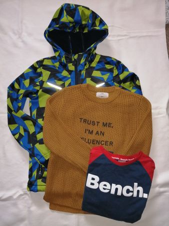 Jacke, Pullover für einen Jungen im Alter 8-10 Jahren