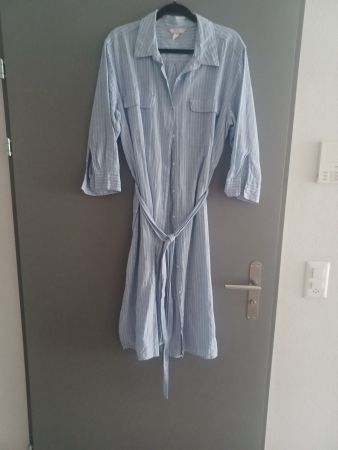 Robe d'été légère à rayures bleues - Taille 40/42 ☀️