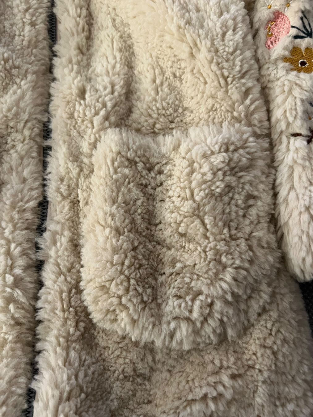 Giacche & Cappotti: Kuschelige, warme Jacke Gr. 104 – Usato da Thun venduto da Siladi 4