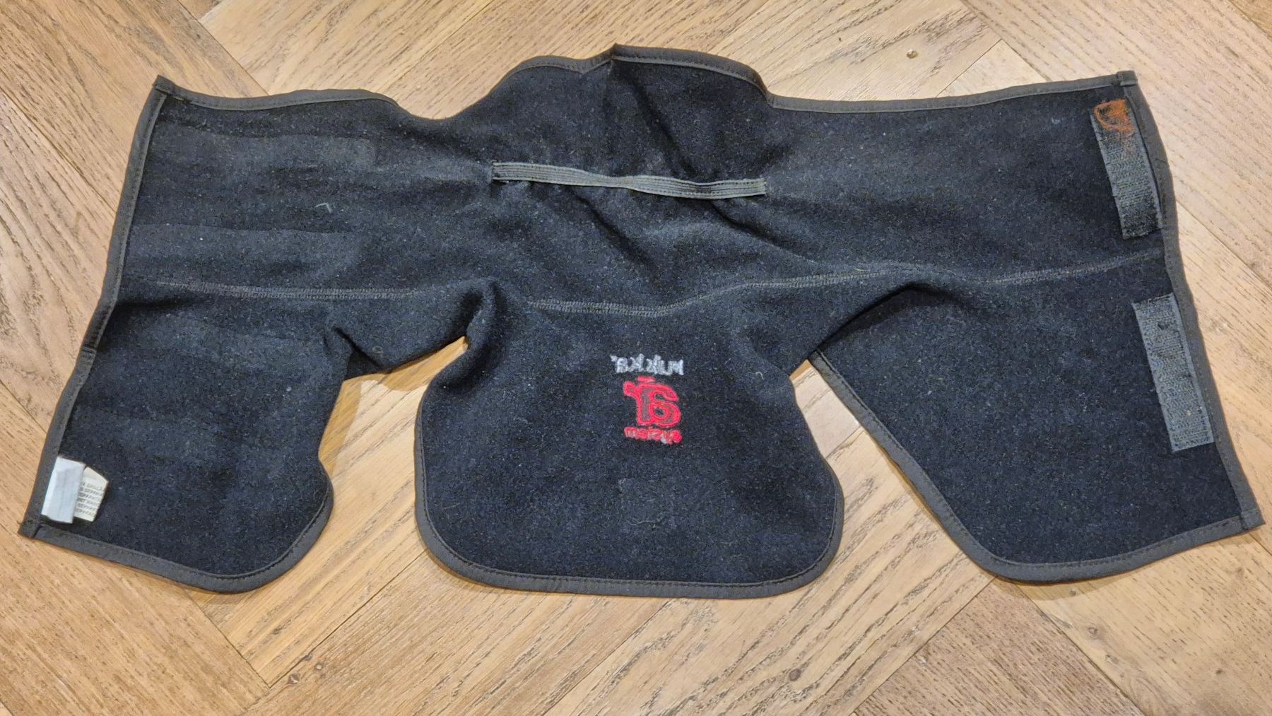 Protezioni & Imbottiture: Windstopper für Hals von rukka – Usato da Bischofszell venduto da worldoftoday 3